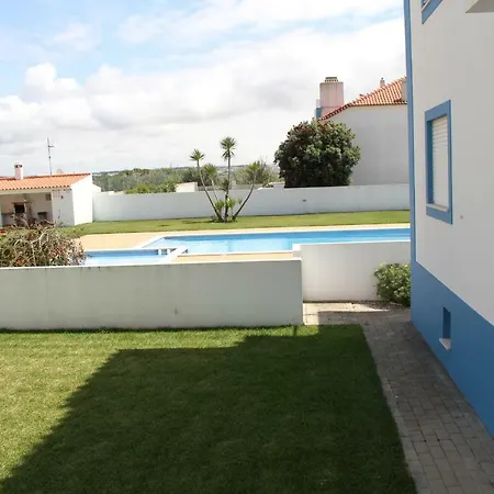 Baleal Terrace+bbq+tenis And Pool - Baleal Holidays